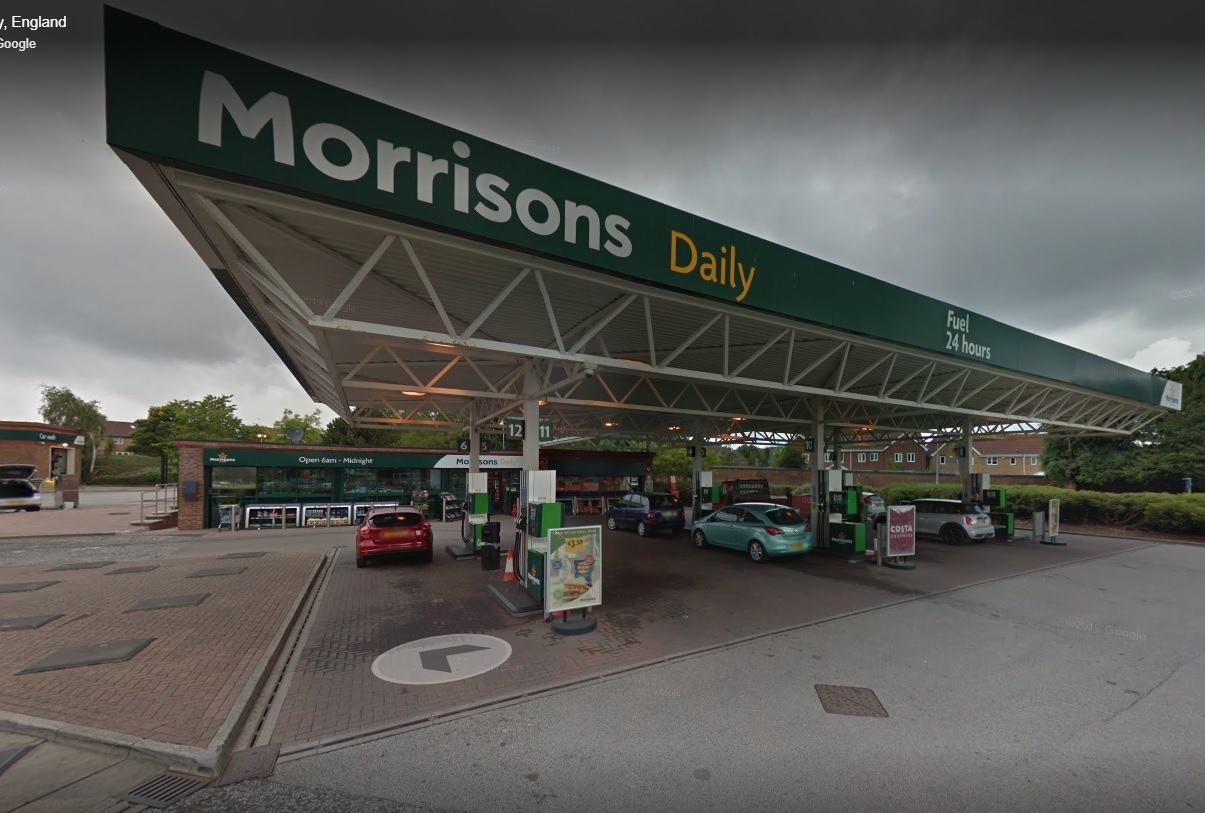 morrisons-petrol-station-anthony-vosper-geograph-britain-and-ireland